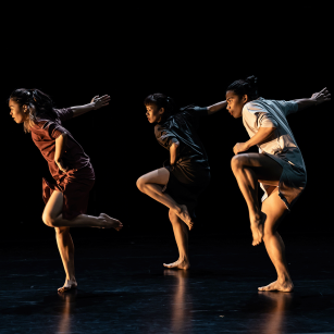 MILIEU-2021-by-Frontier-Danceland-Unlock-by-Low-Mei-Yoke_1_Photo-Credit_Bernie-Ng